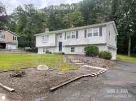 featured image of 209 Eastgate Dr