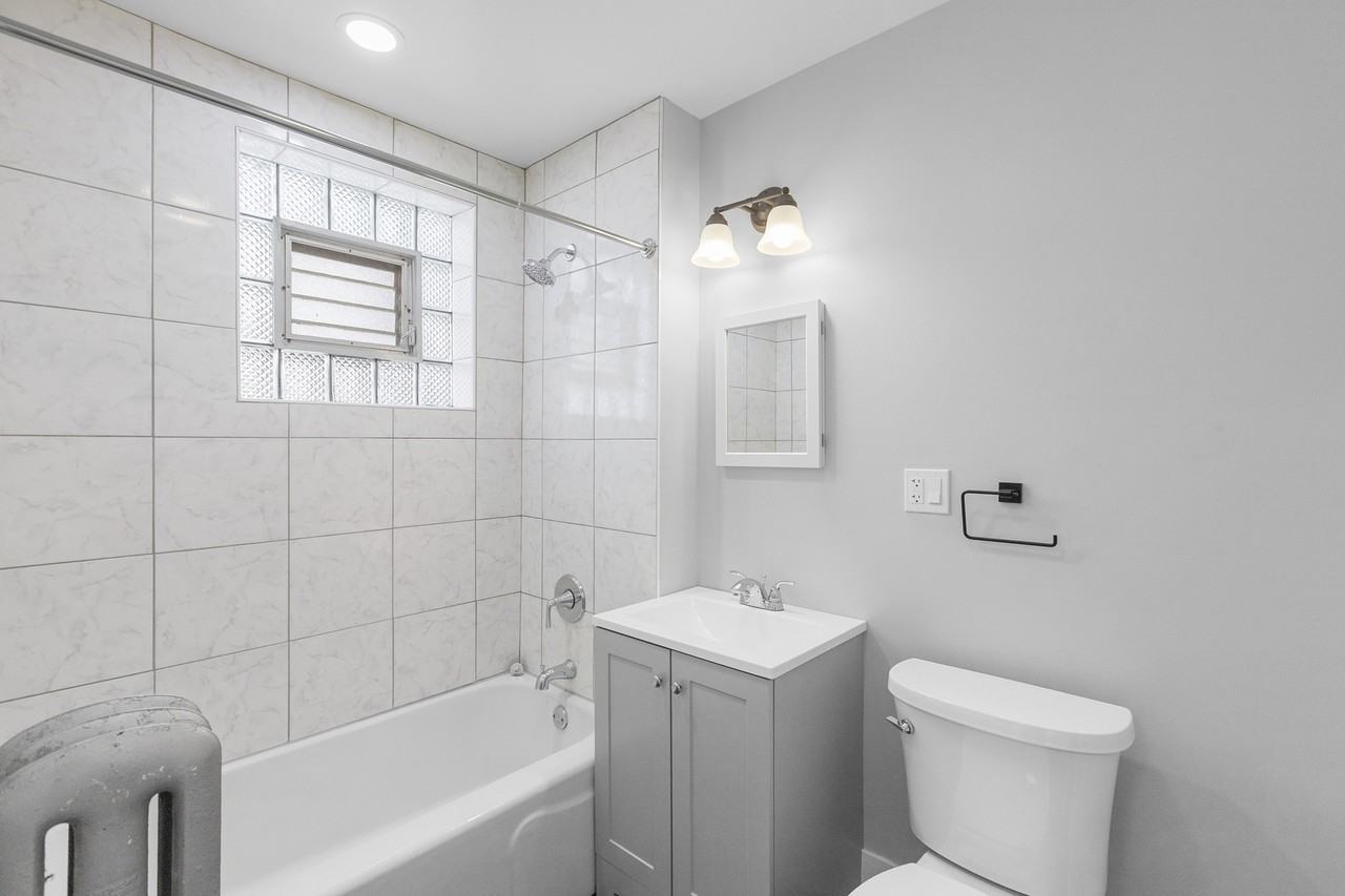 3222 W Grace St #1E - Photo 5 of 10