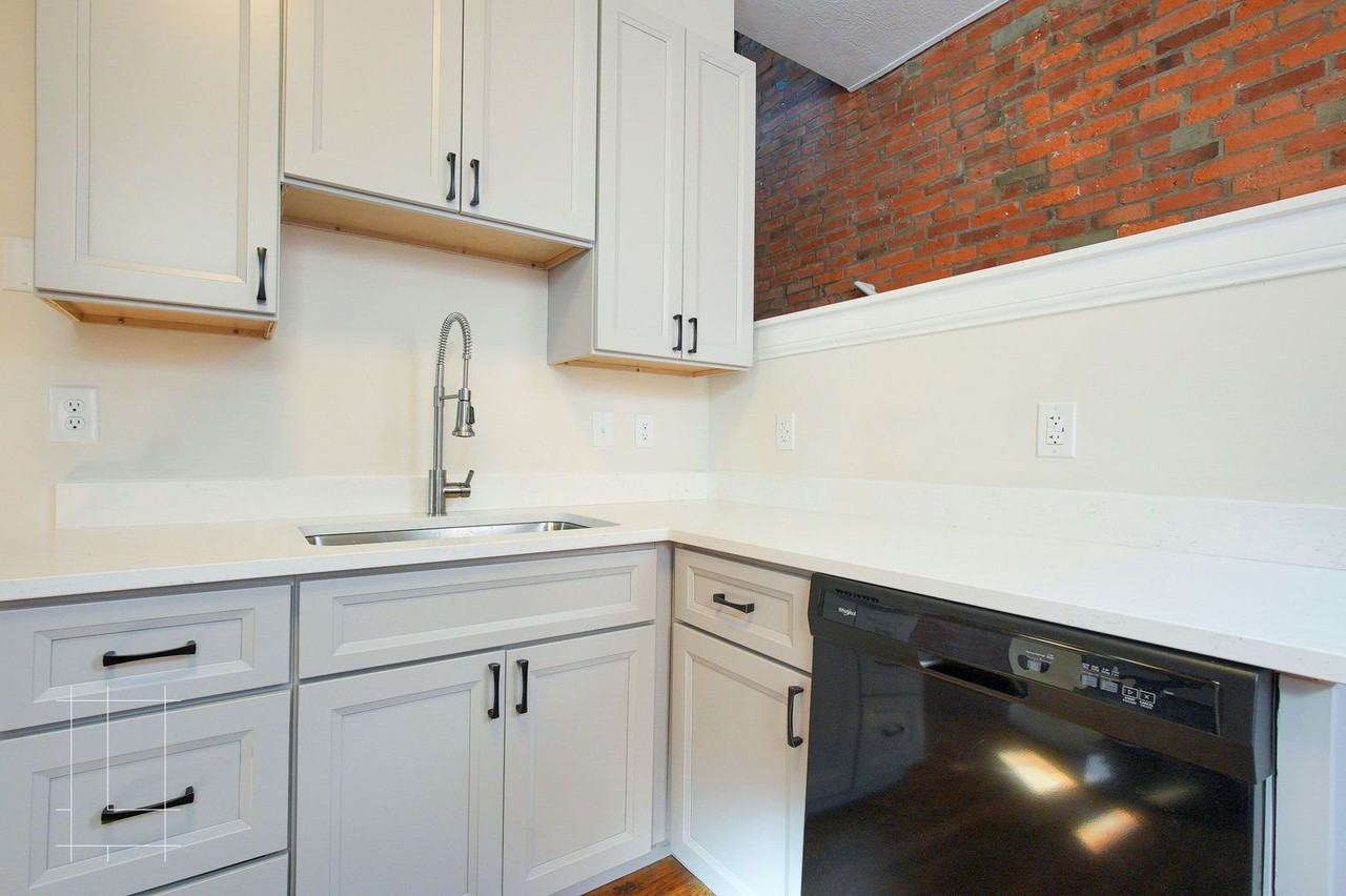 996-1002 N. 4th St. - Photo 5 of 43