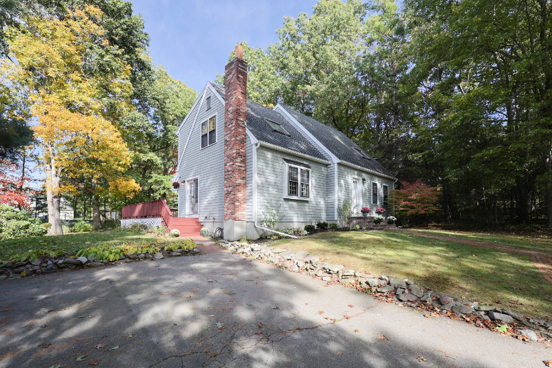 740 King St - Photo 2 of 28