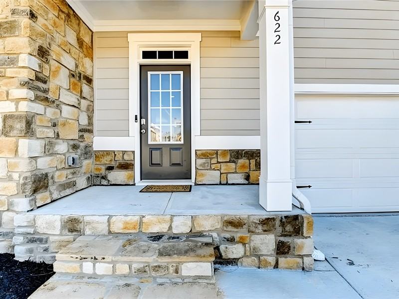 622 Brookfield Dr - Photo 2 of 27