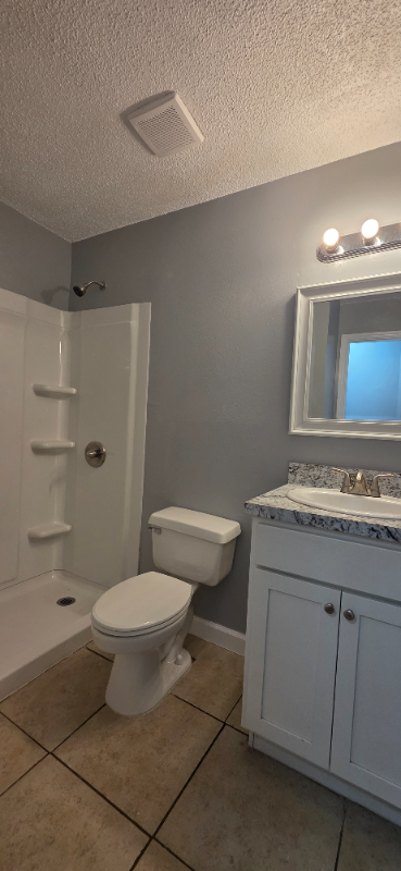 2417 Cedar Ave #B - Photo 6 of 12