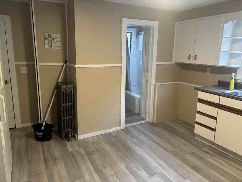 522 North Main Street #2ndFL - Photo 6 of 16