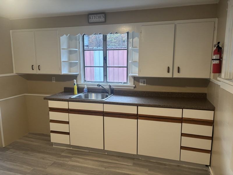 522 North Main Street #2ndFL - Photo 7 of 16