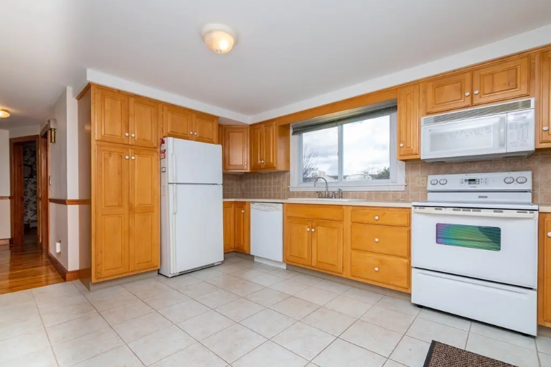 45 Dayton St - Photo 4 of 19