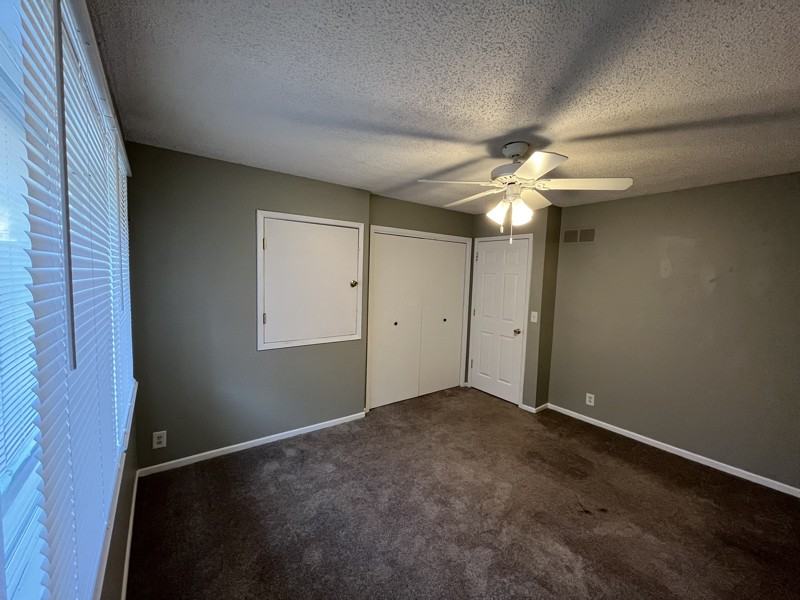 707 E Watrous Ave - Photo 3 of 8