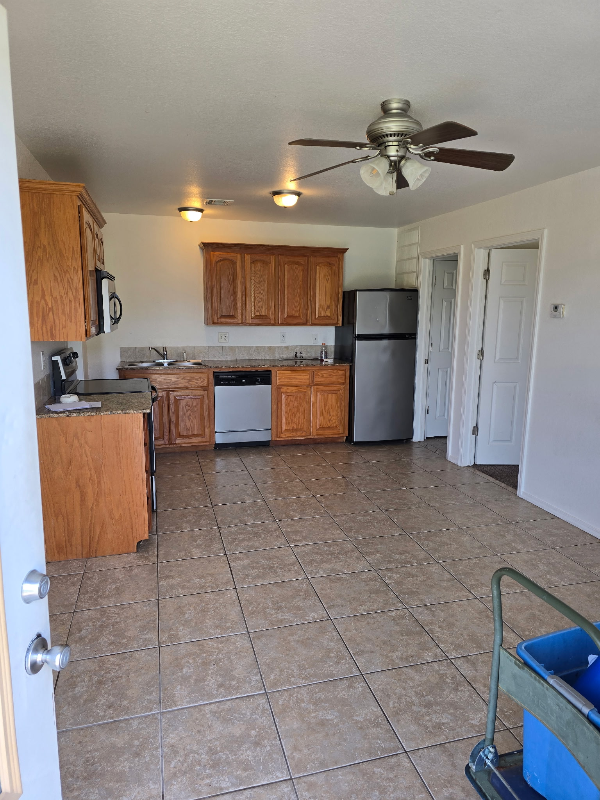 63060 Ect #A - Photo 3 of 5