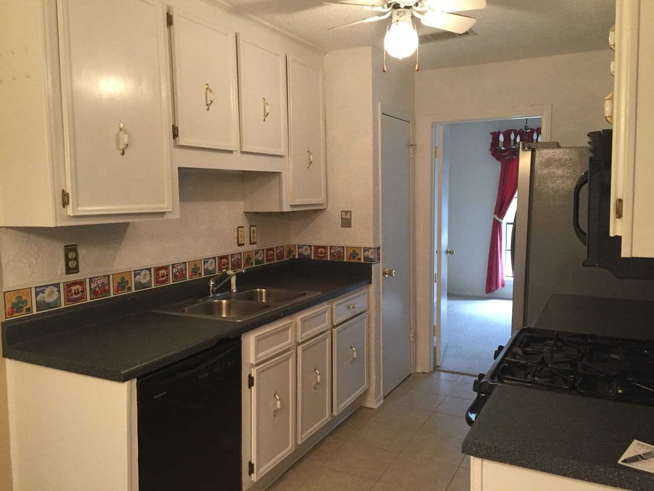 5500 Quail Run W - Photo 2 of 15