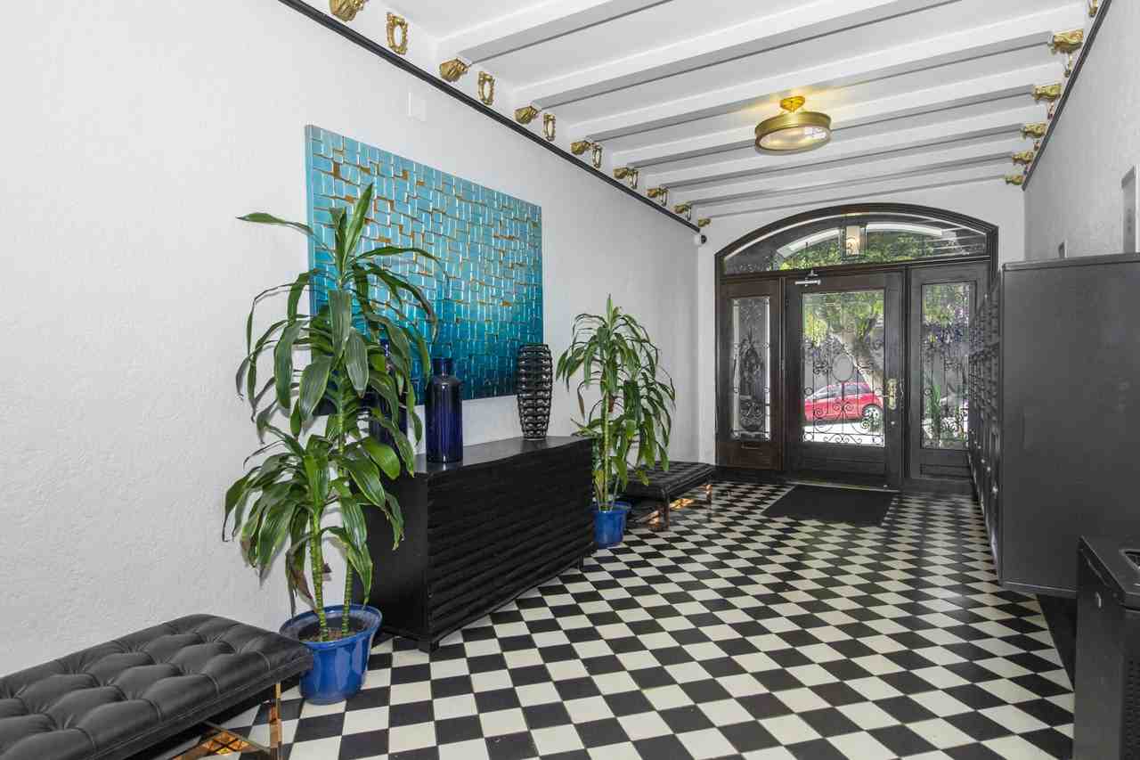 990 Fulton - Photo 3 of 4