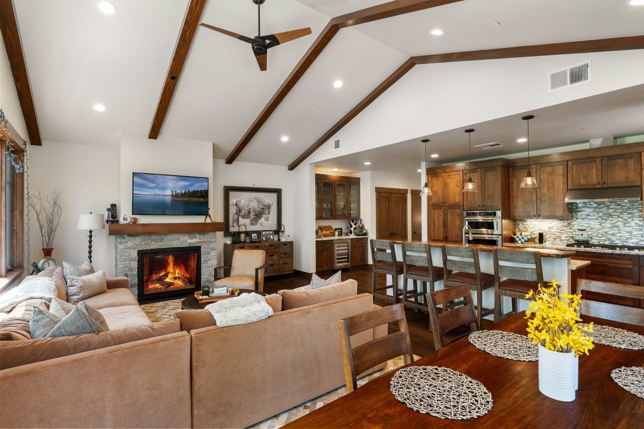 10175 Annies Loop #1 - Photo 7 of 33