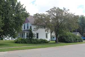 featured image of 406 Minnesota Ave E #NA