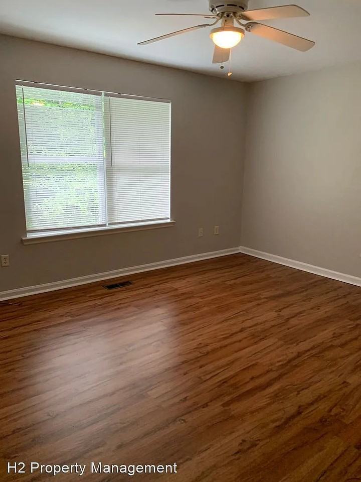 2287 Tina Dr #TINA - Photo 6 of 10