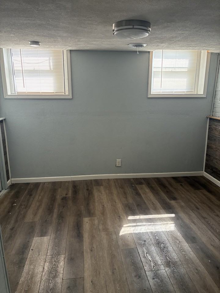 501 W Columbia Ter #3 - Photo 5 of 15