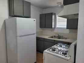 1904 Ash St #6 - Photo 1 of 1