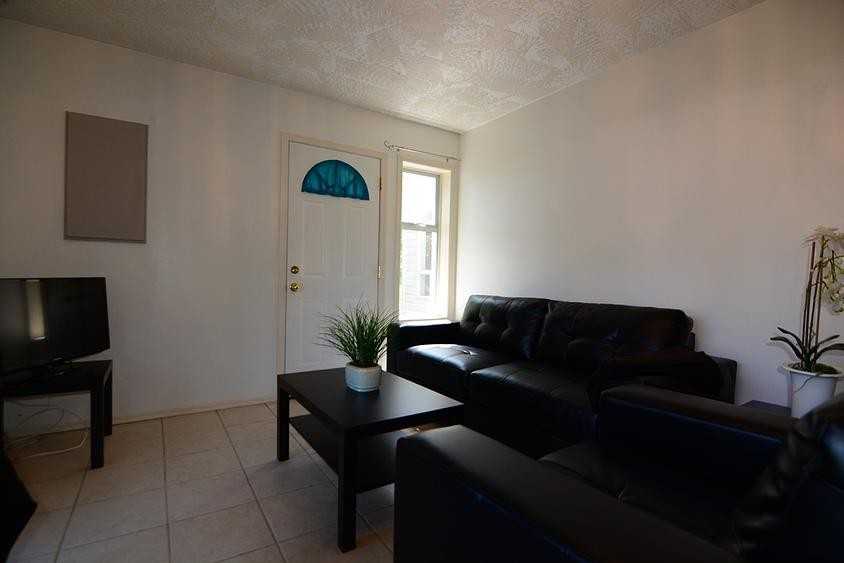 877 Admirals Road #2 - Photo 4 of 6