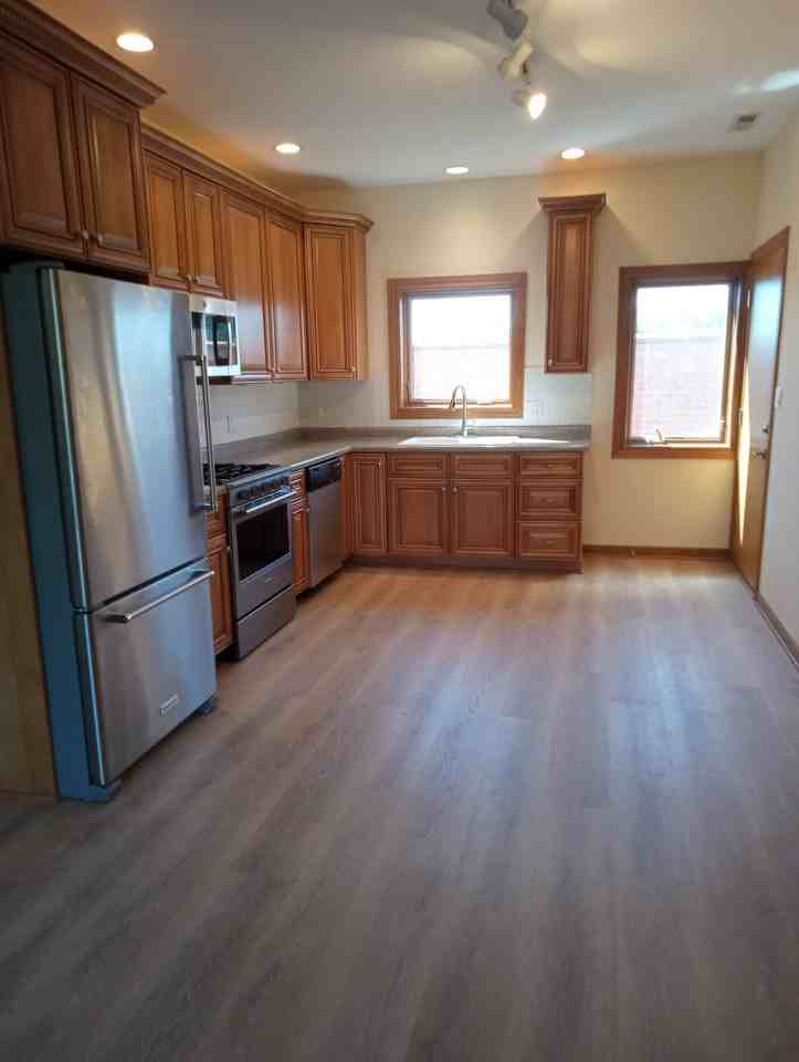 6811 W Raven St #3E - Photo 4 of 15