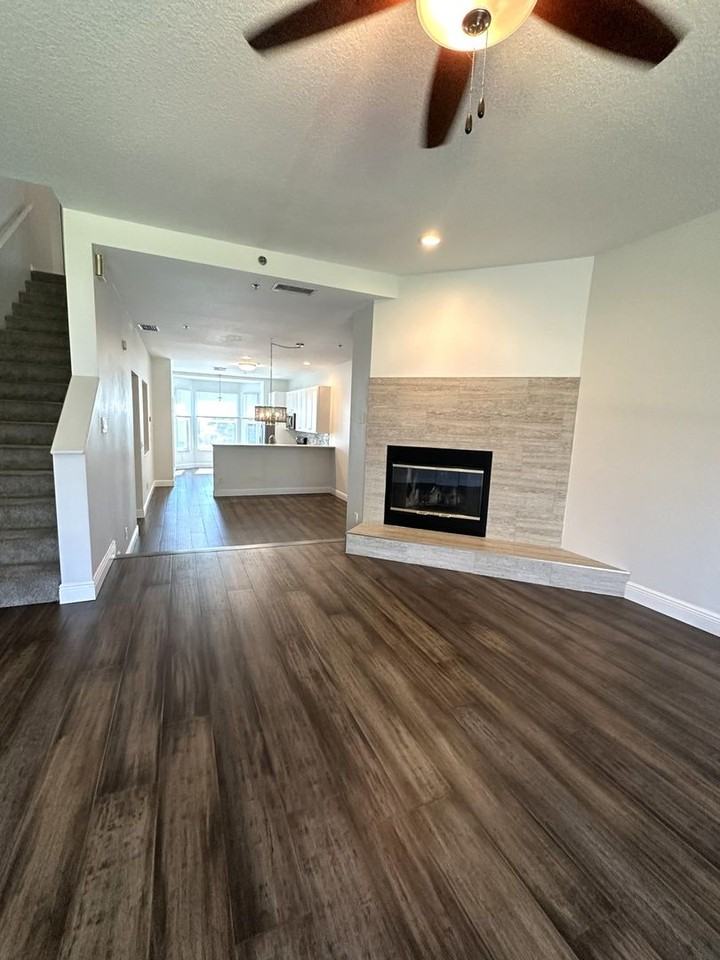 1045 Pinellas Bayway S ##S - Photo 6 of 38