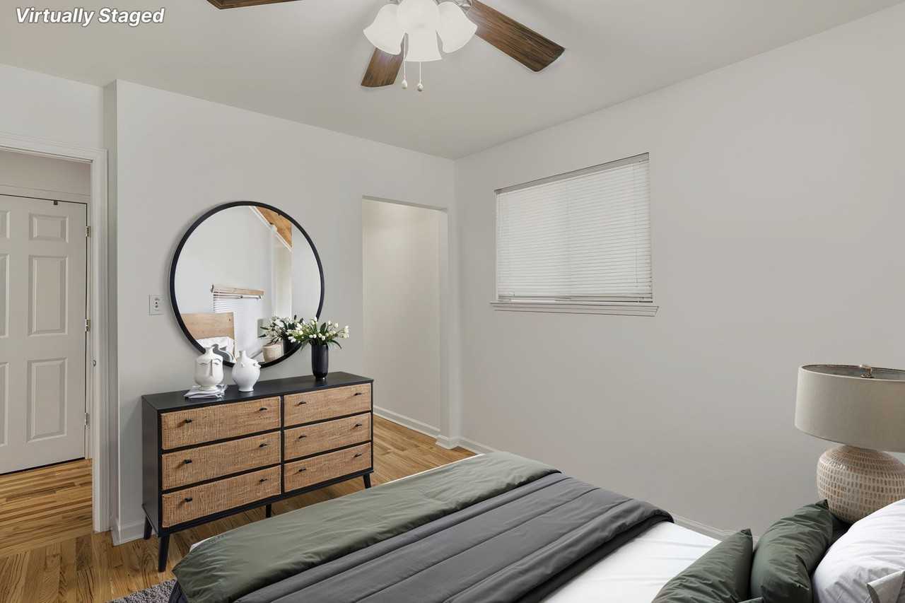 208 Juniper Dr - Photo 2 of 17