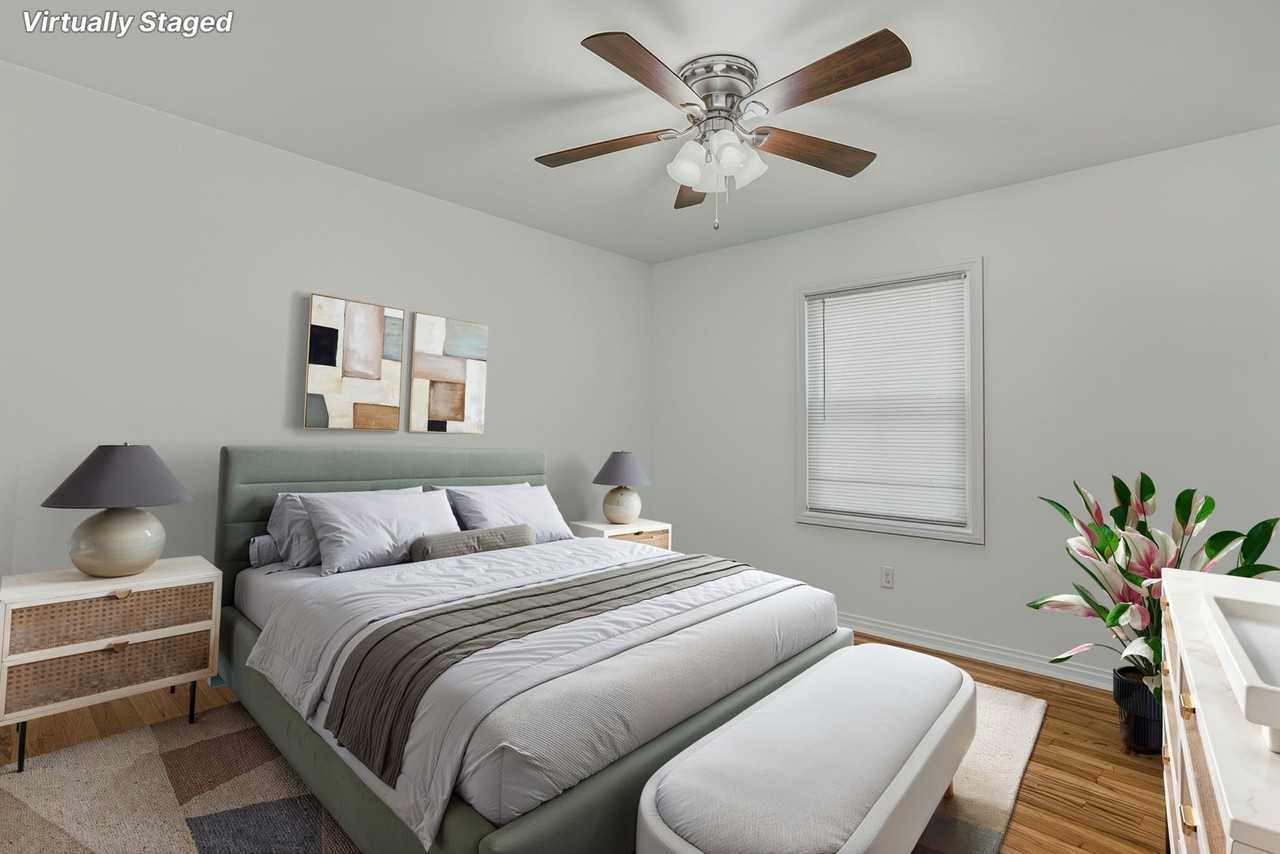 208 Juniper Dr - Photo 5 of 17