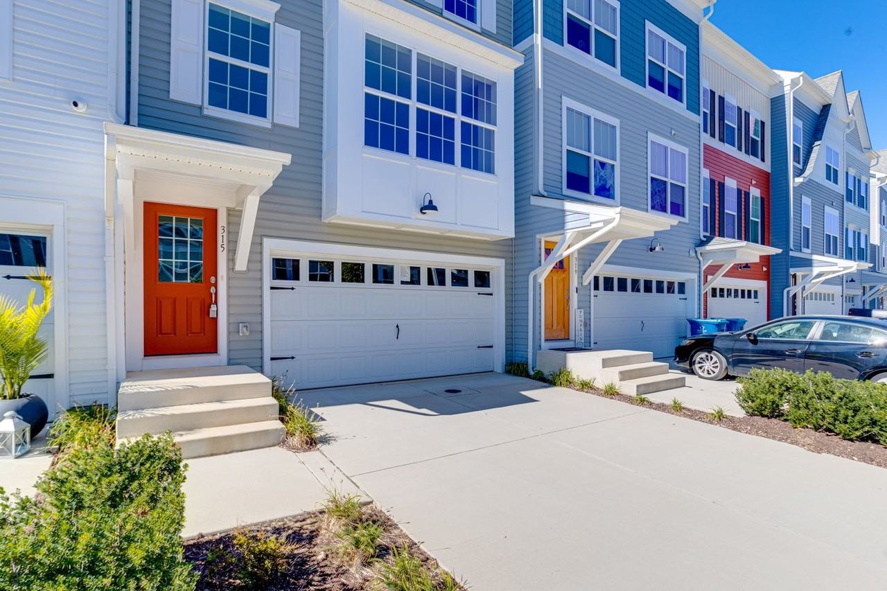 315 Allison Jane Dr - Photo 2 of 50