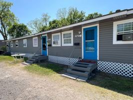 featured image of 2401 Franklin Street