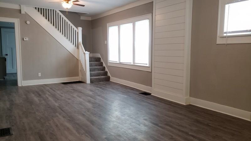 1021 Hervey St - Photo 4 of 38