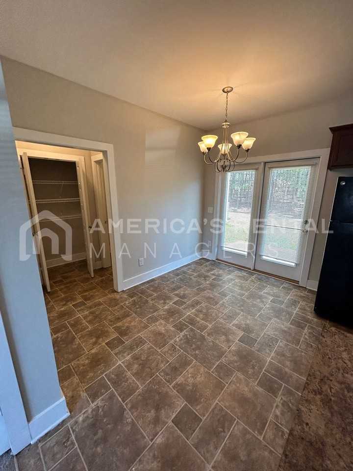 543 Polo Way - Photo 4 of 28