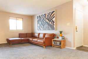 featured image of 4016 N Rogers Ave