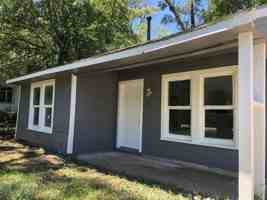 featured image of 4555 Laredo St