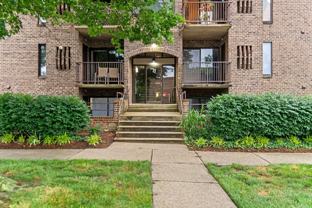 13 Silverwood Cir #2 - Photo 1 of 1