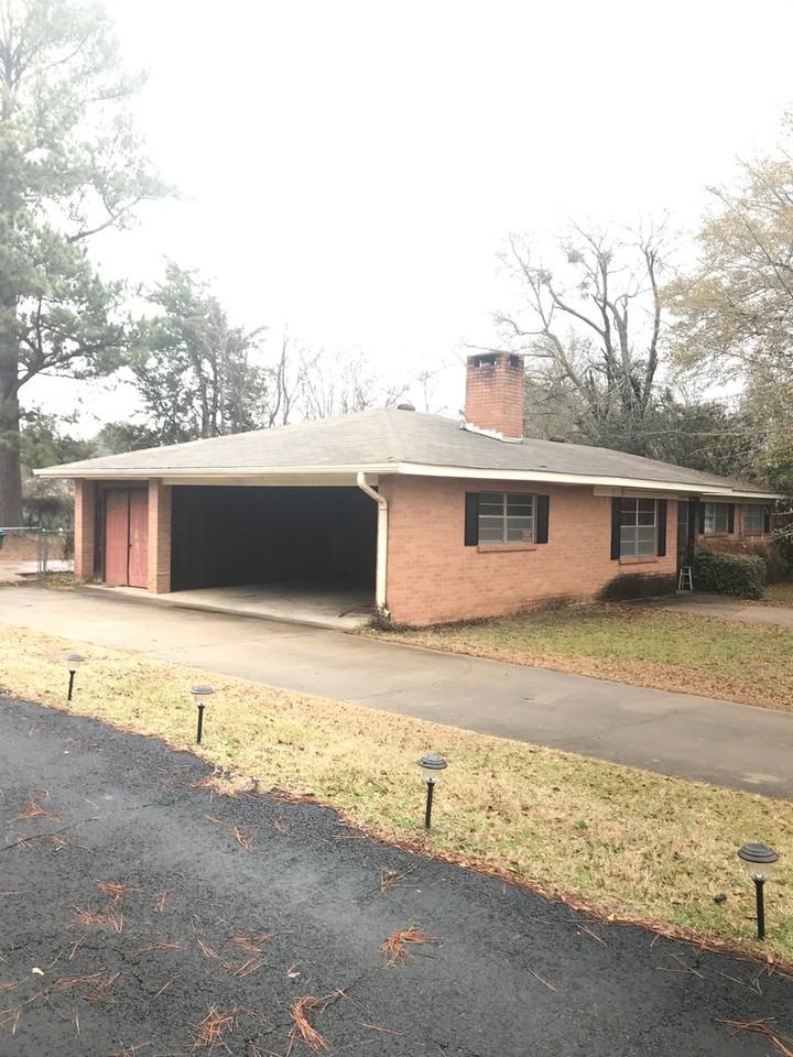 408 Hummingbird Trl - Photo 2 of 19