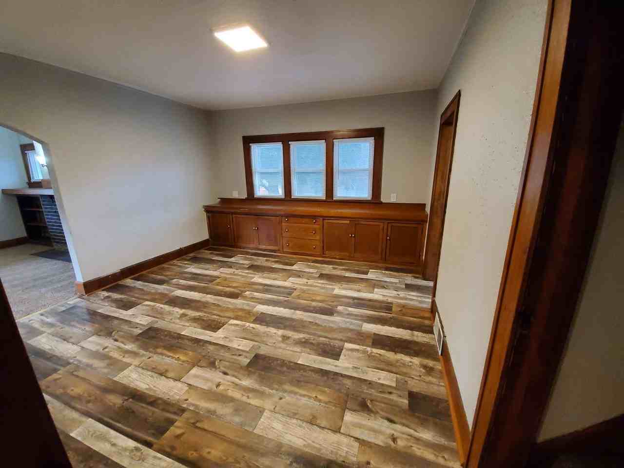 3214 E University Ave - Photo 5 of 27