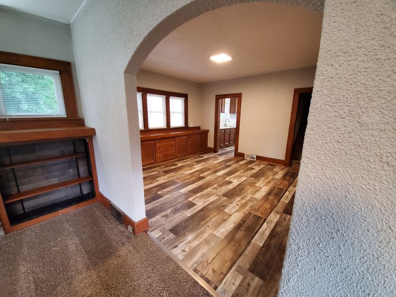 3214 E University Ave - Photo 6 of 27