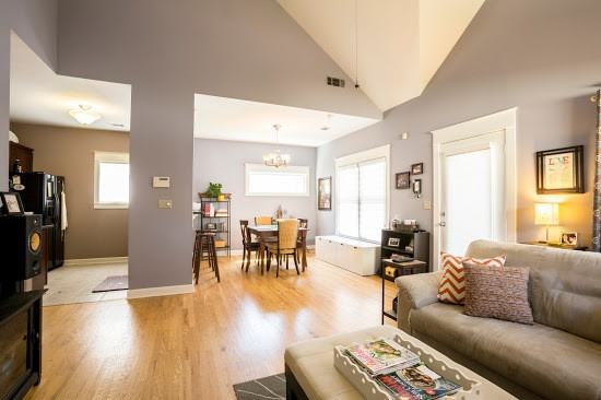 794 United Avenue Southeast - Photo 4 of 17