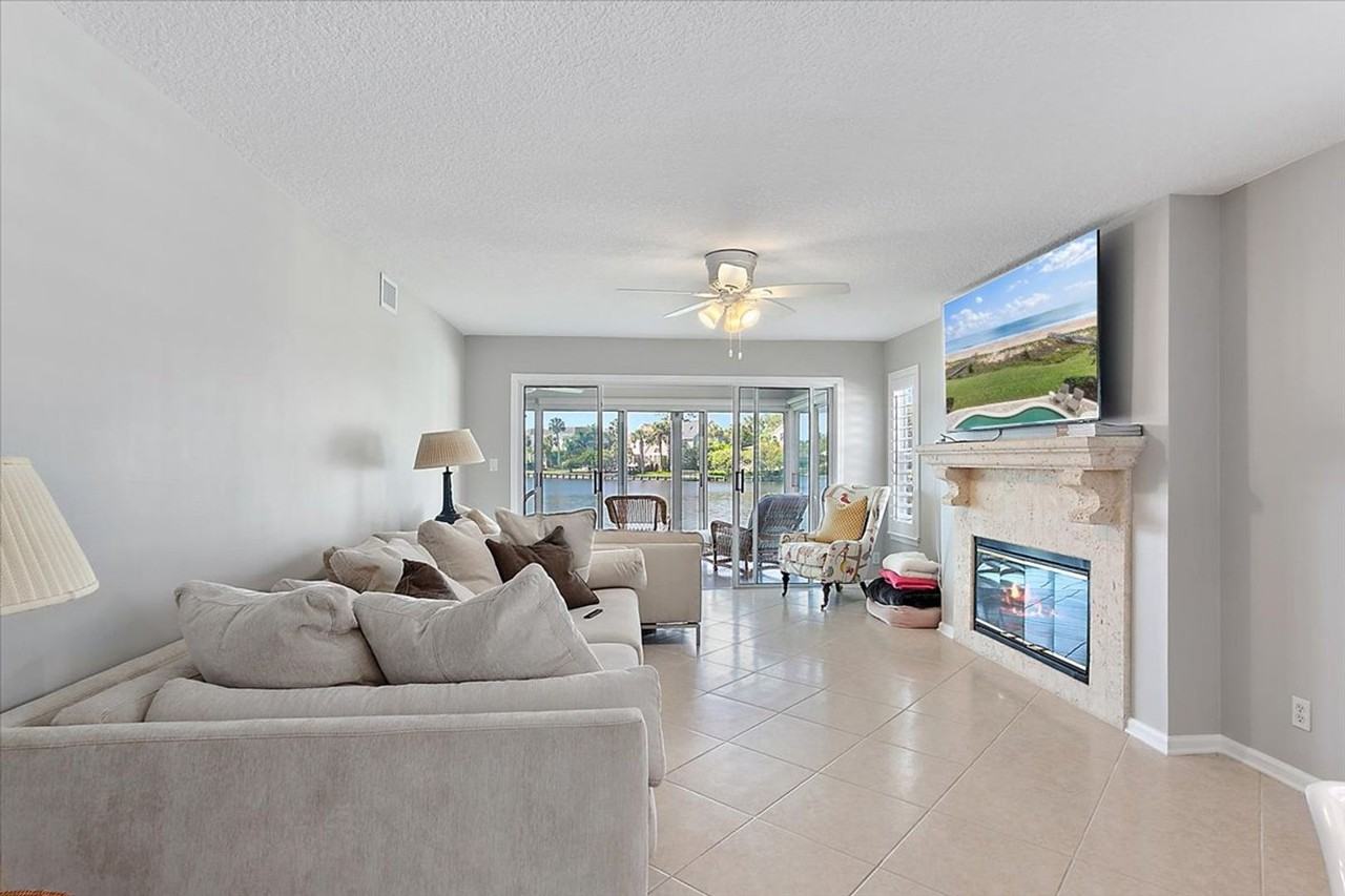 91 San Juan Dr #C2 - Photo 4 of 17