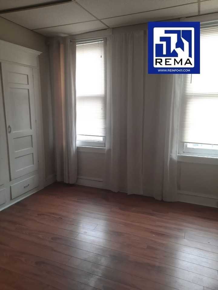 2953 N Bambrey St - Photo 2 of 24