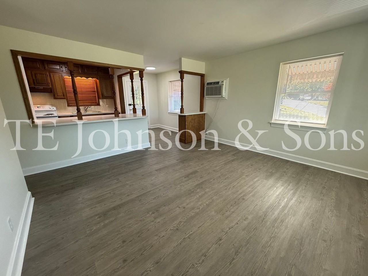 603 Kinard Dr - Photo 2 of 25