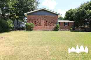 2910 Dove St - Photo 1 of 1