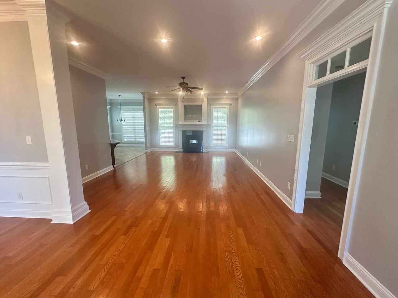 3859 Thoreau Drive - Photo 4 of 48