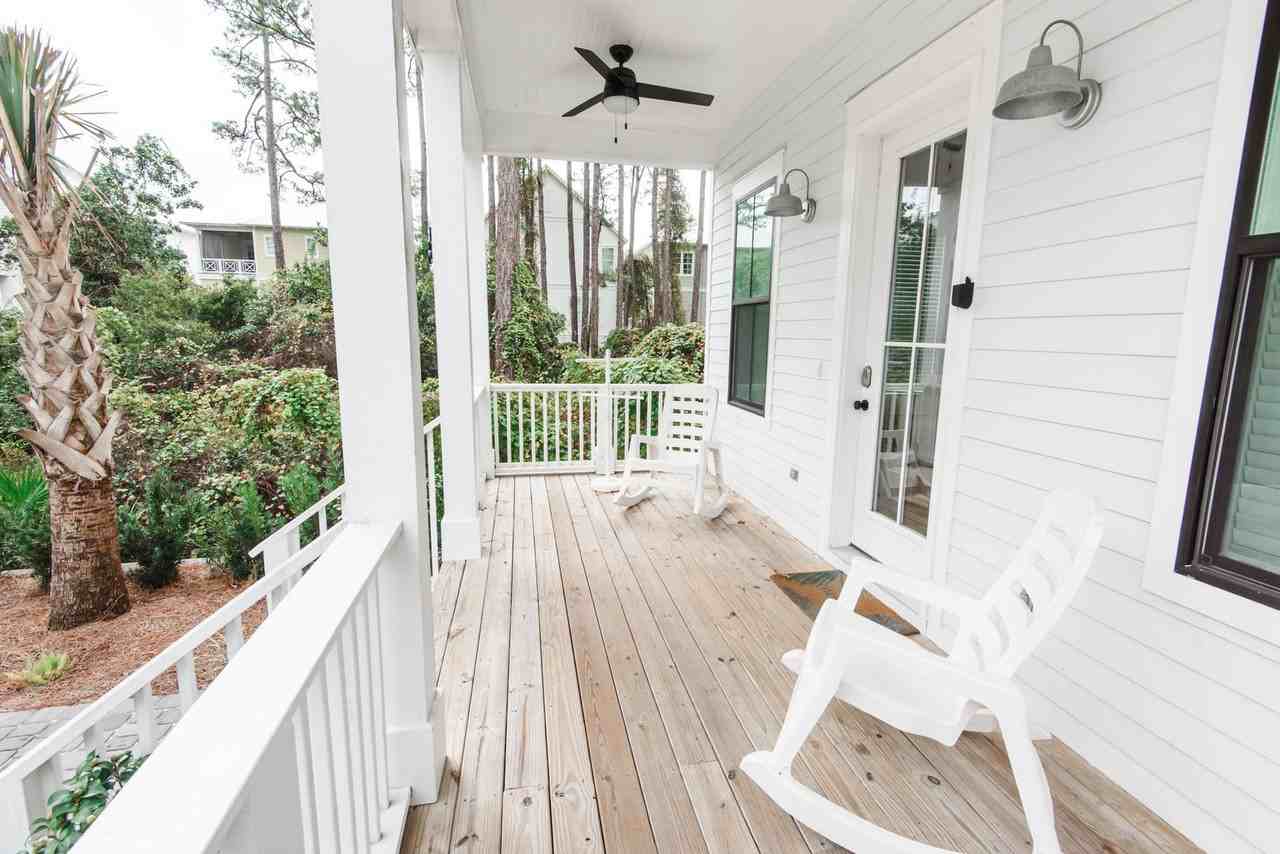 46 Kristin Ct - Photo 3 of 32