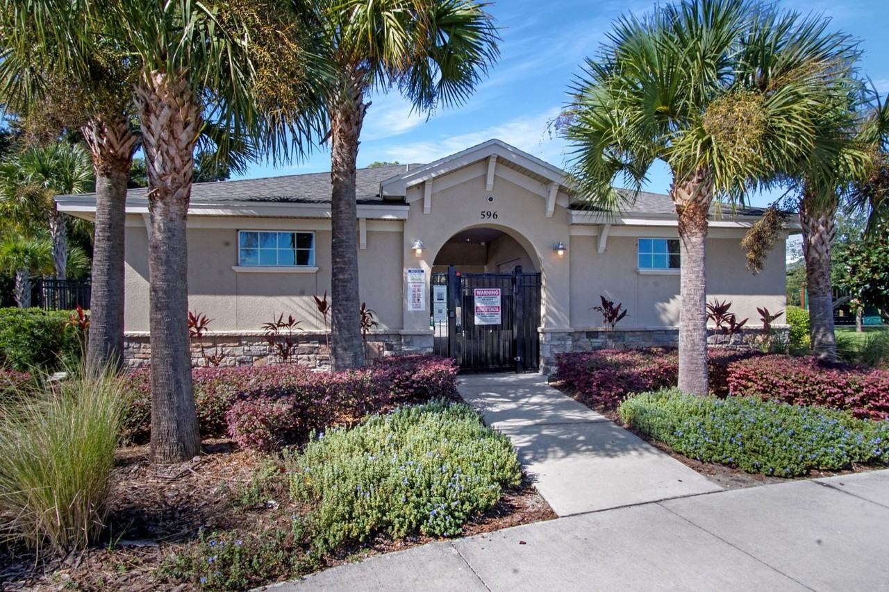 328 Gina Ln - Photo 5 of 33