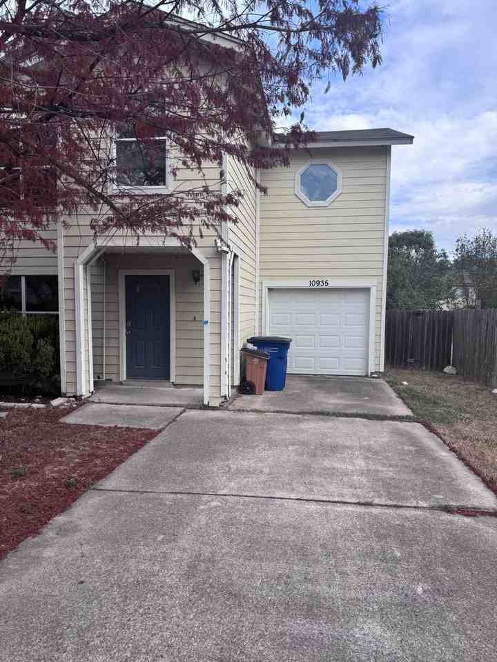 10935 Old Manchaca Road - Photo 2 of 27