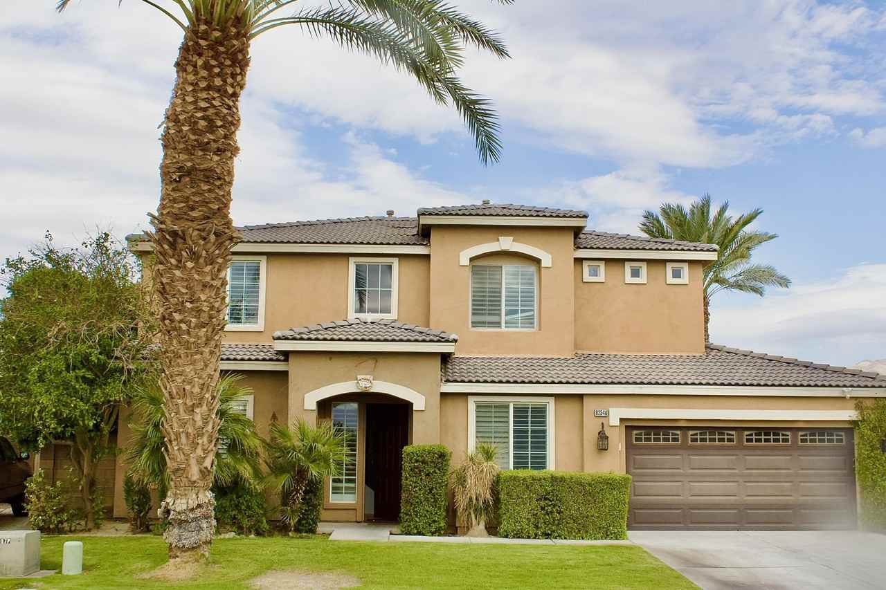 82546 Tivoli Ct - Photo 2 of 19