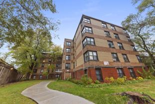 1360 W Touhy Ave #409 - Photo 1 of 1