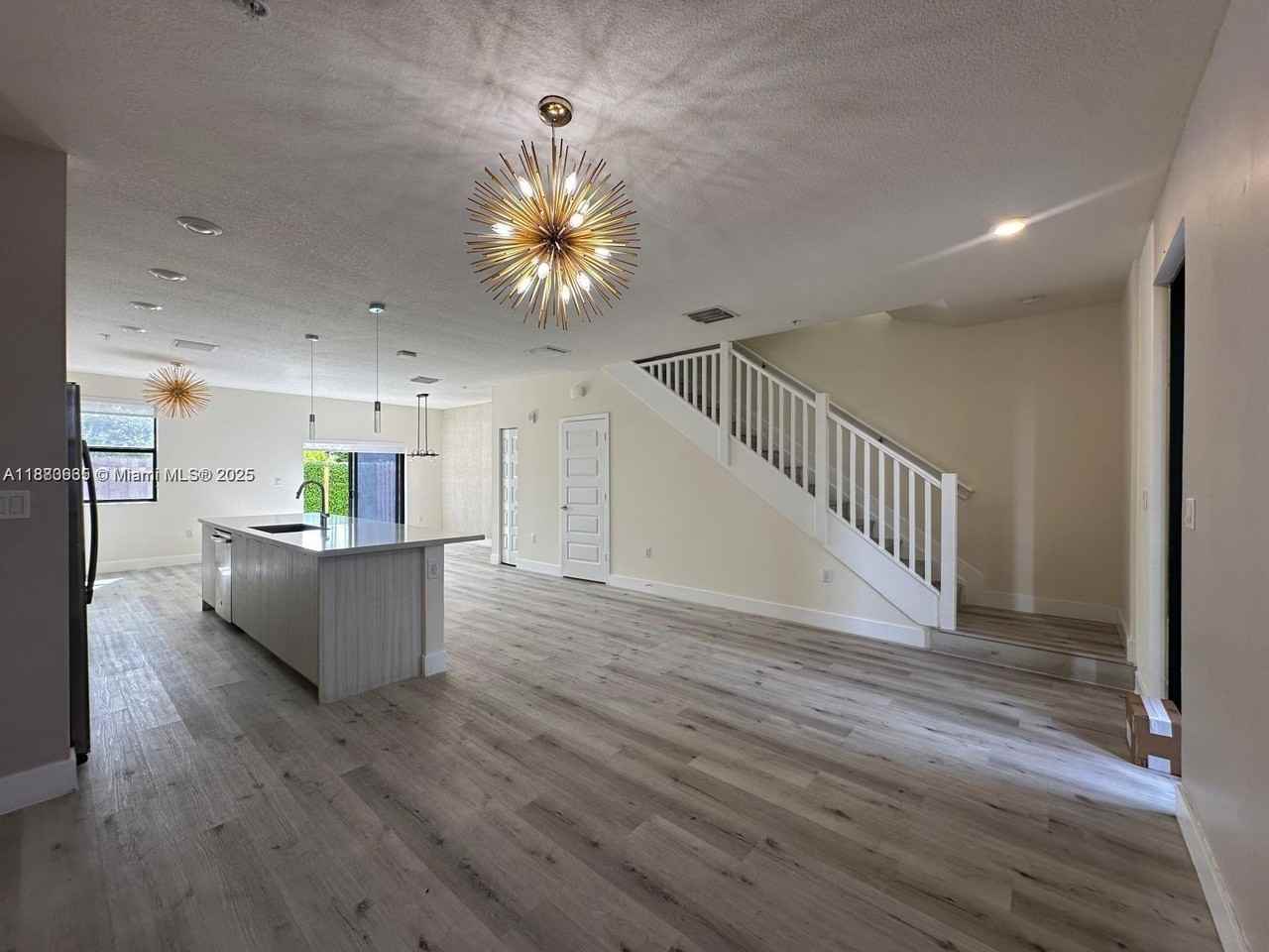 10413 Northwest 82nd Avenue #9 - Photo 4 of 18