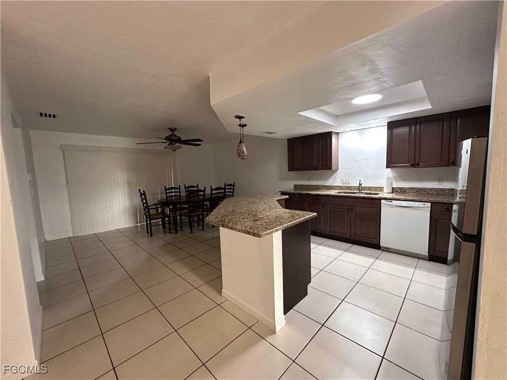 4517 Sw Santa Barbara Pl Unit 4517 #4517 - Photo 7 of 18