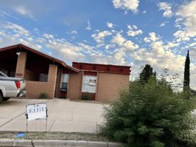5524 Oakbriar Cir Apt A #A - Photo 1 of 1
