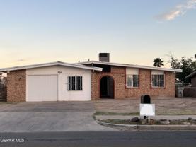 374 Lomaland Dr - Photo 1 of 1