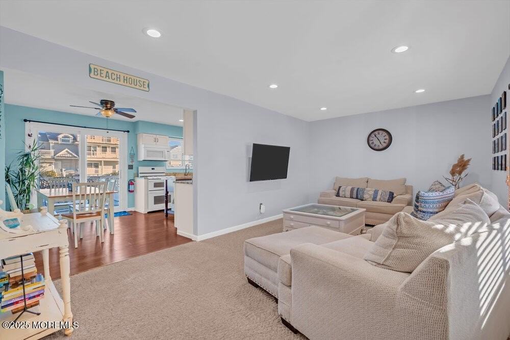 826 Forepeak Drive - Photo 3 of 50