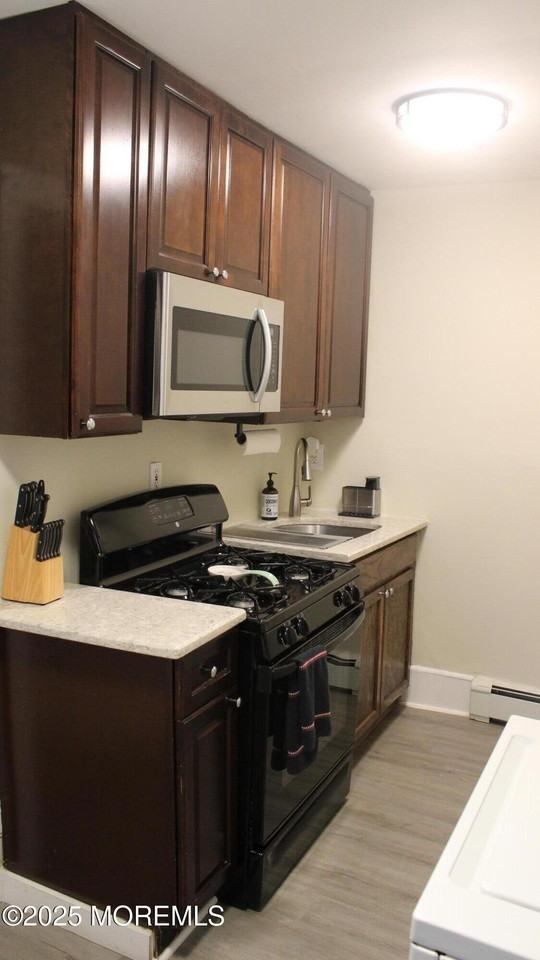 1204 Emory St Unit 2 #2 - Photo 7 of 33